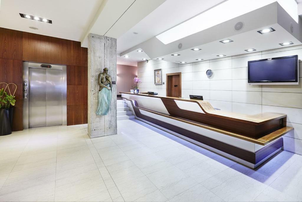 كولوبرزيغ Apartament W Hotelu Sand المظهر الخارجي الصورة